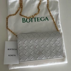 Bottega Venetta Mini Bag on Chain (chalk)